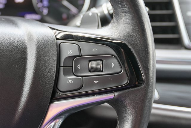 Used 2024 Summit White Buick Premium image 33