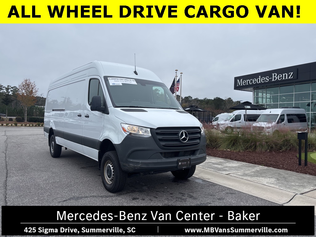 2024 Mercedes-Benz Sprinter Cargo Van Base's photo