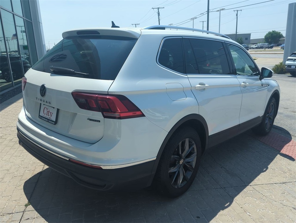 2023 Volkswagen Tiguan SE photo 8