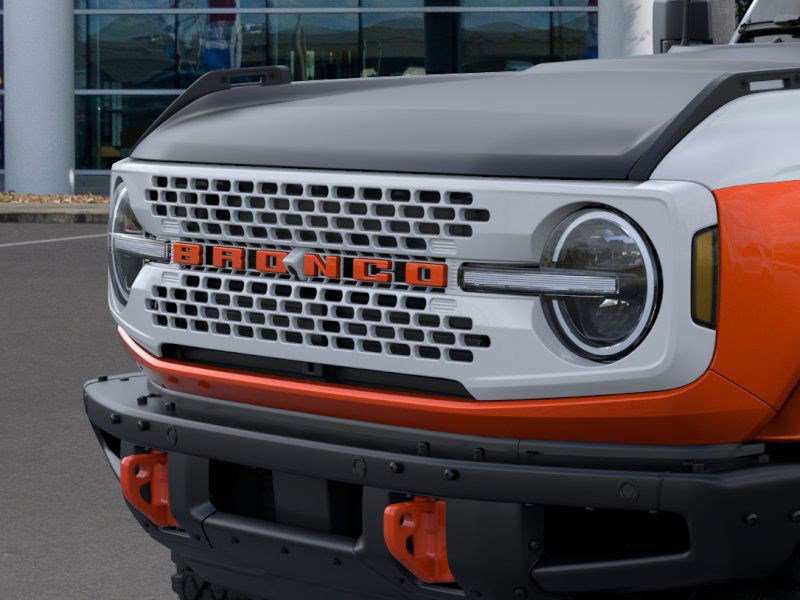 2025 Ford Bronco First Edition photo 19