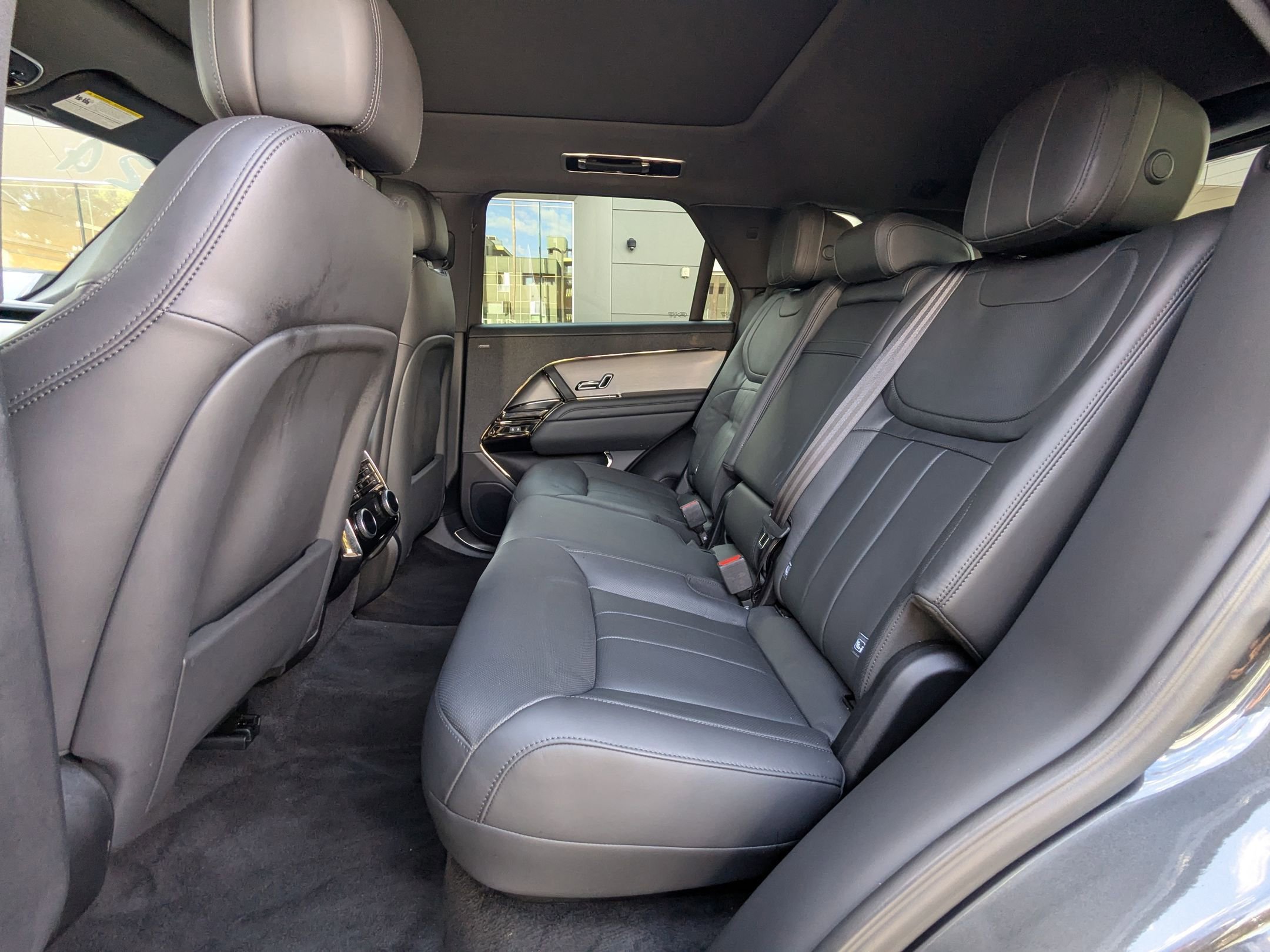2024 Land Rover Range Rover Sport SE photo 20