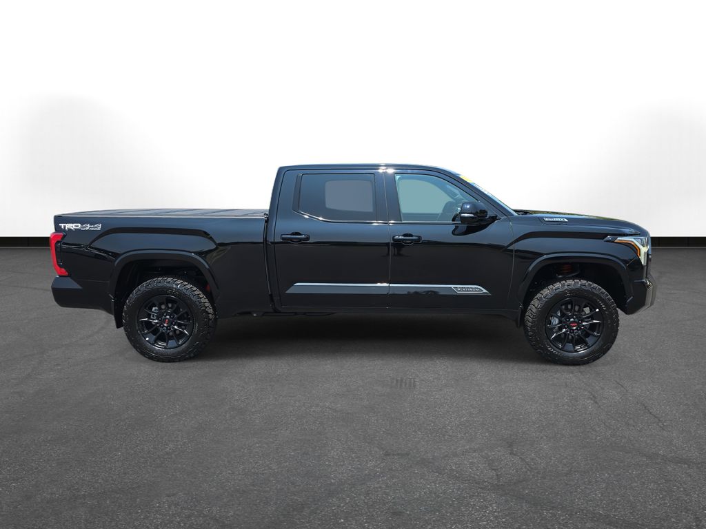 2025 Toyota Tundra Platinum photo 4
