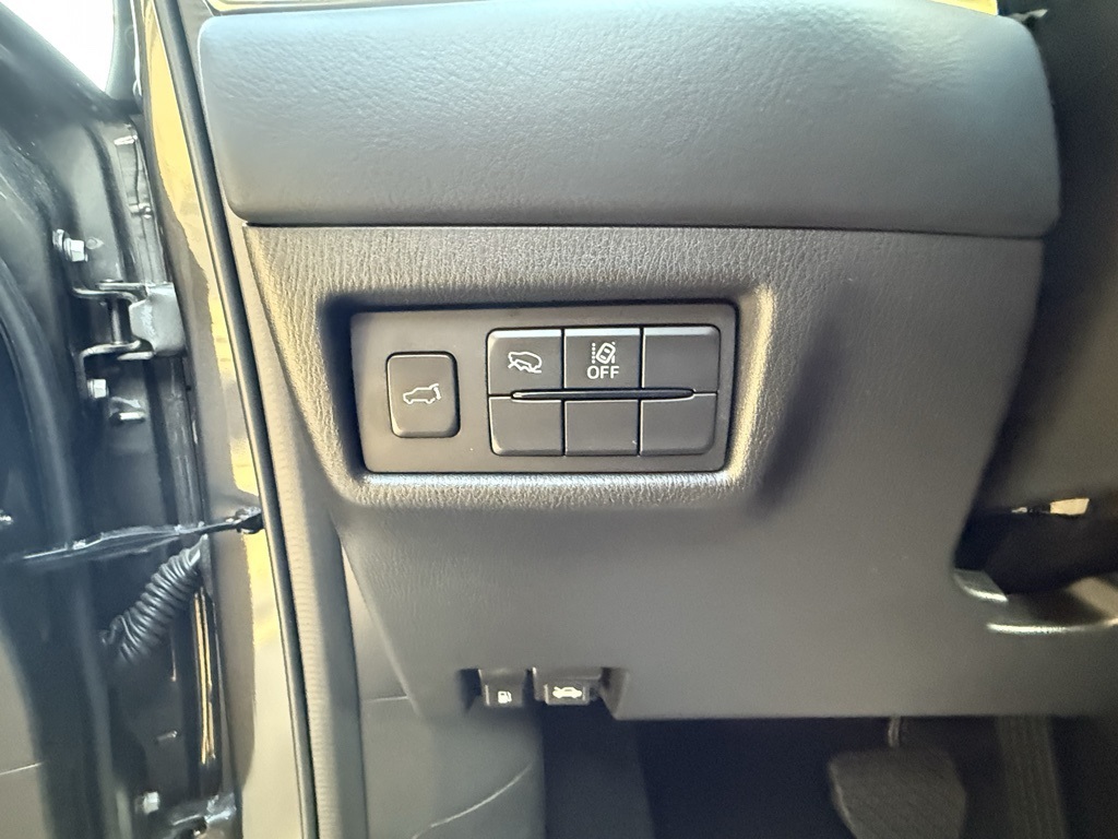 2025 Mazda CX-5 2.5 S Preferred photo 15