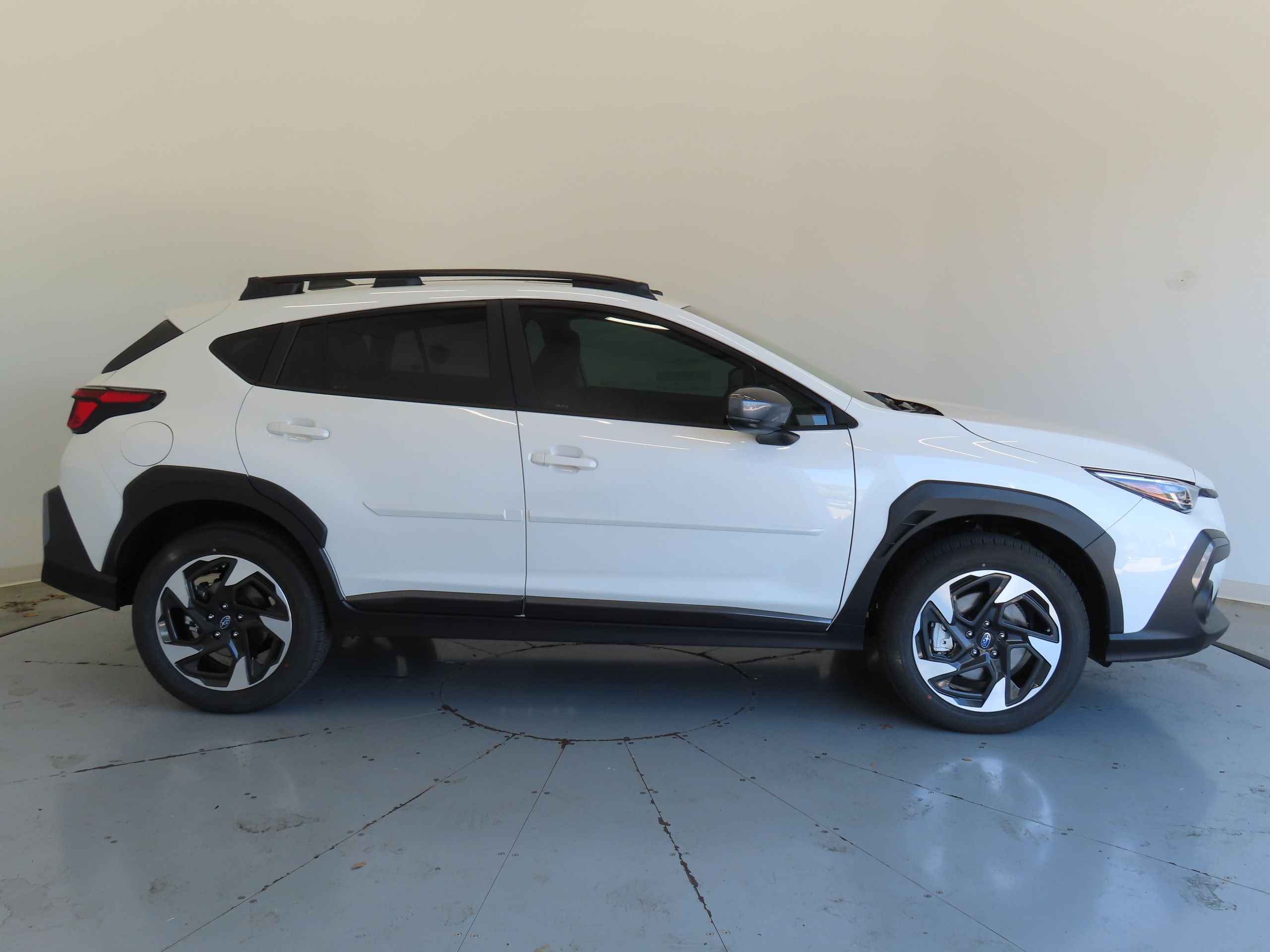 2025 Subaru Crosstrek Limited photo 2
