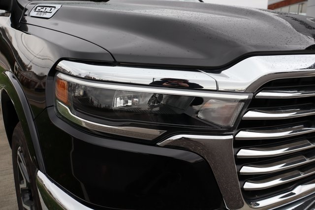 2025 Ram 1500 Laramie photo 4