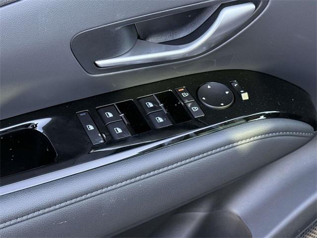 2025 Hyundai Tucson Hybrid Limited photo 29