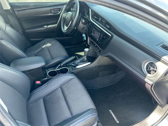 2019 Toyota Corolla L photo 9