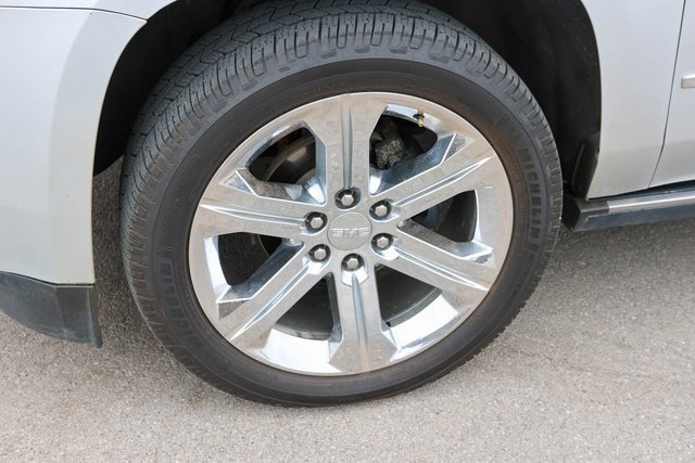 Used 2020 Quicksilver Metallic GMC Denali image 7