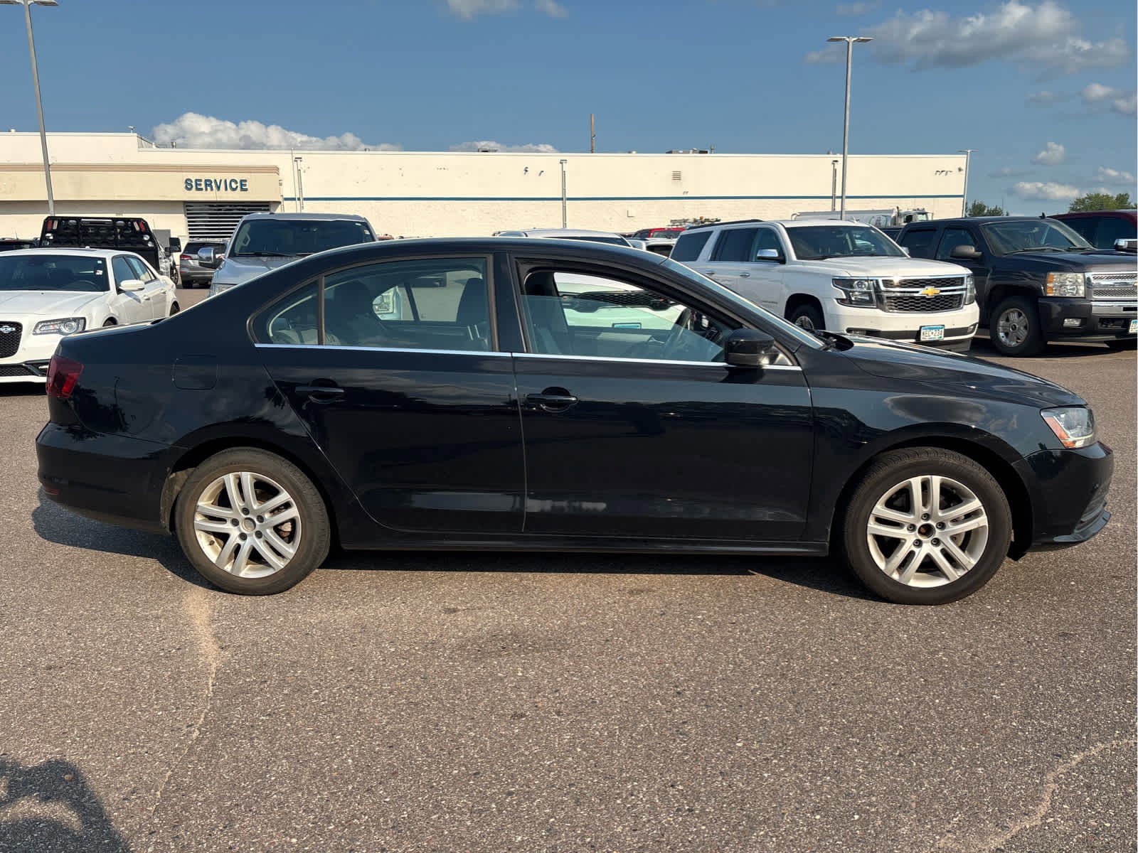 3VW2B7AJ4HM225174