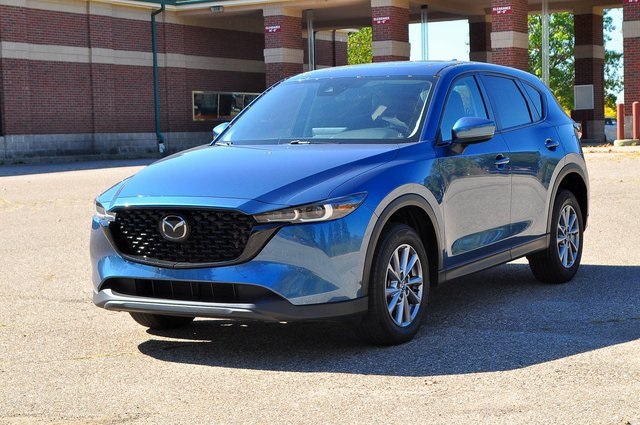 2023 Mazda CX-5 2.5 S Preferred photo 6
