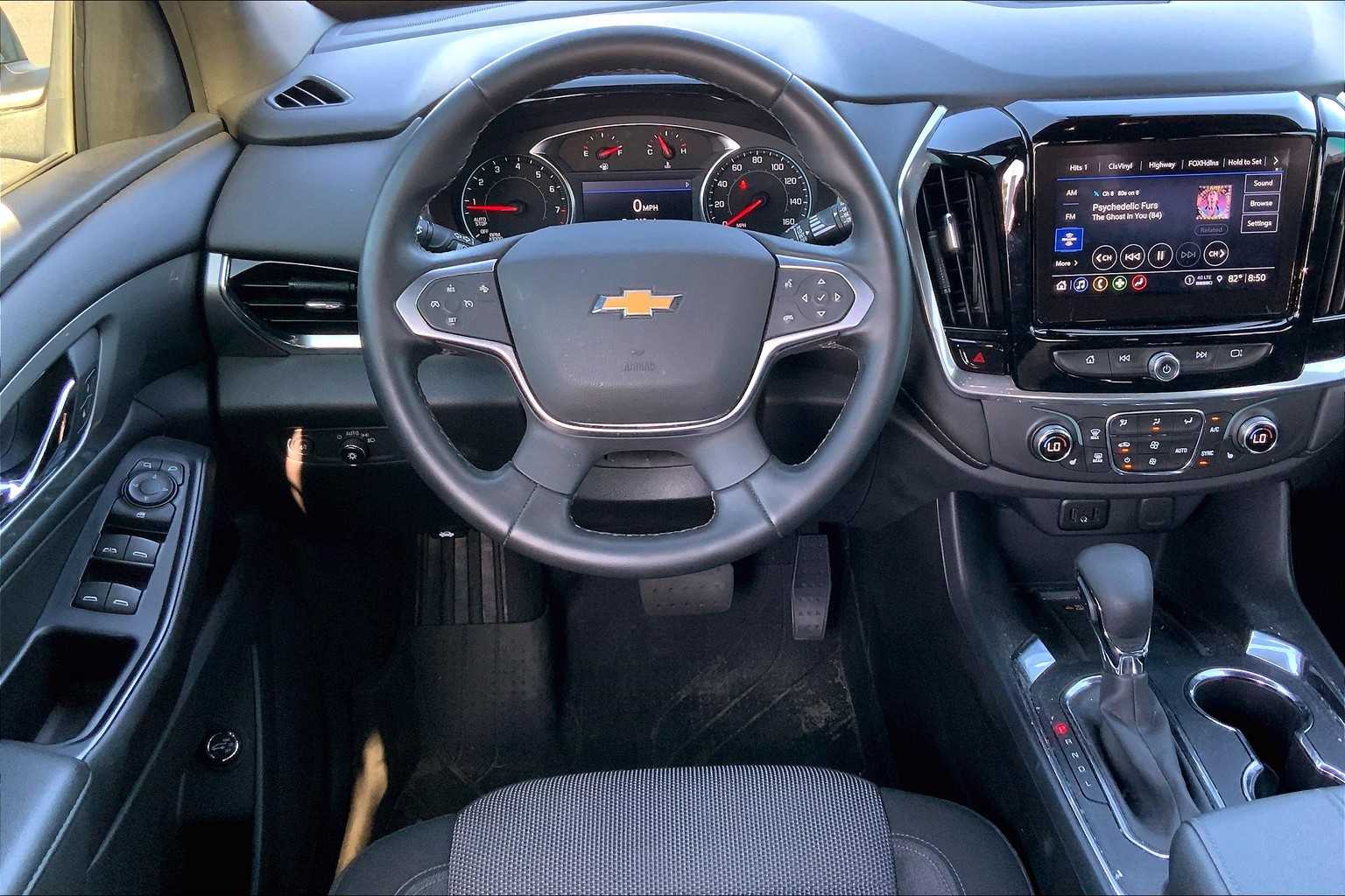2023 Chevrolet Traverse Cloth photo 4