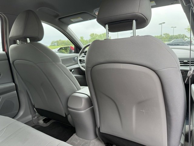 2023 Hyundai Elantra SEL photo 11
