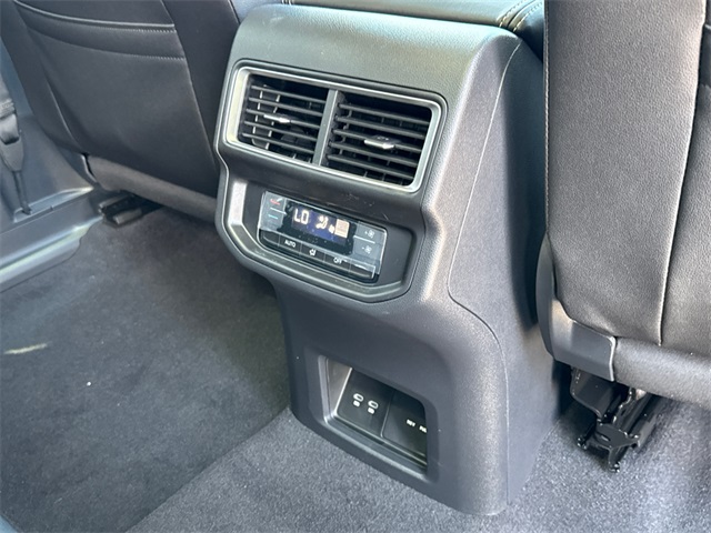 2026 Volkswagen Atlas SE Technology photo 22