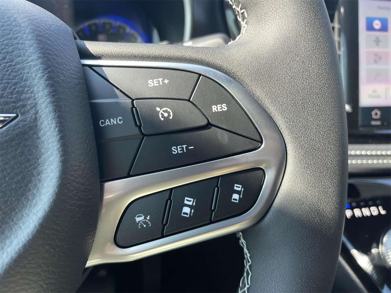 2026 Chrysler Pacifica photo 12