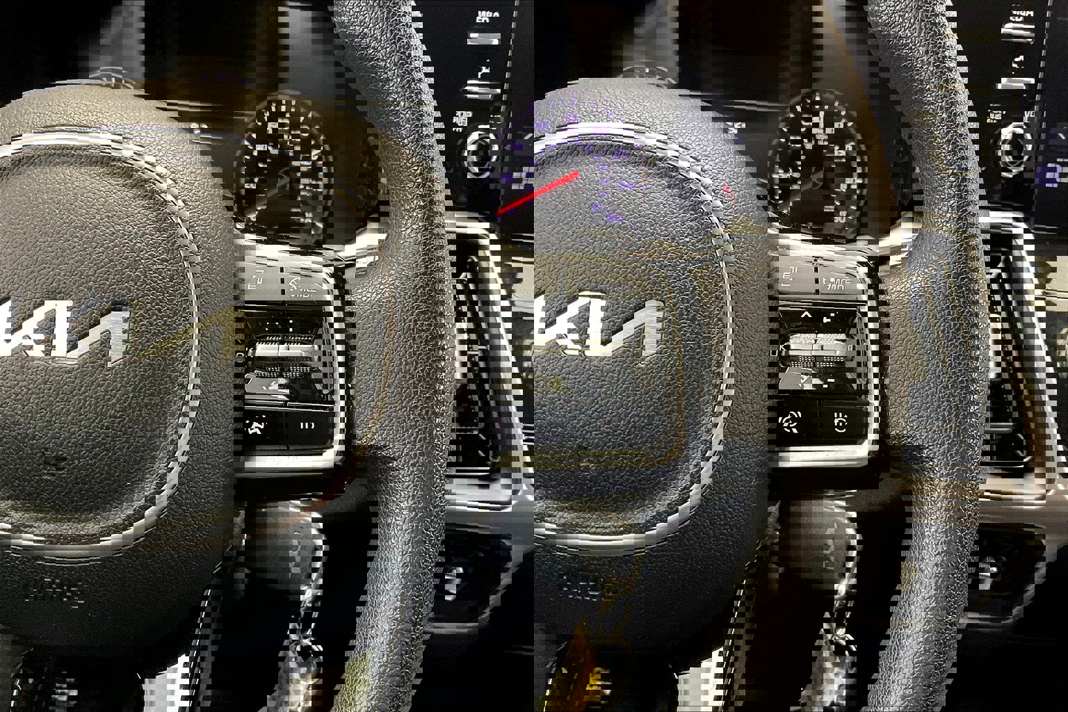 2022 Kia Sorento LX photo 20