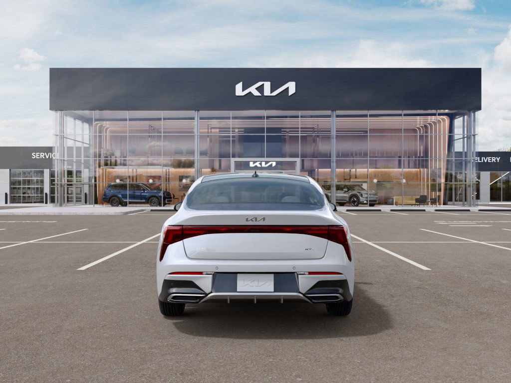2025 Kia K5 GT-Line photo 5