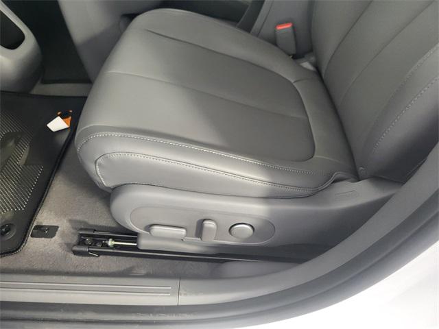 2025 Hyundai Ioniq 5 SE photo 9