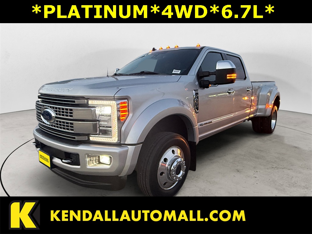 2019 Ford F-450 Super Duty Platinum's photo