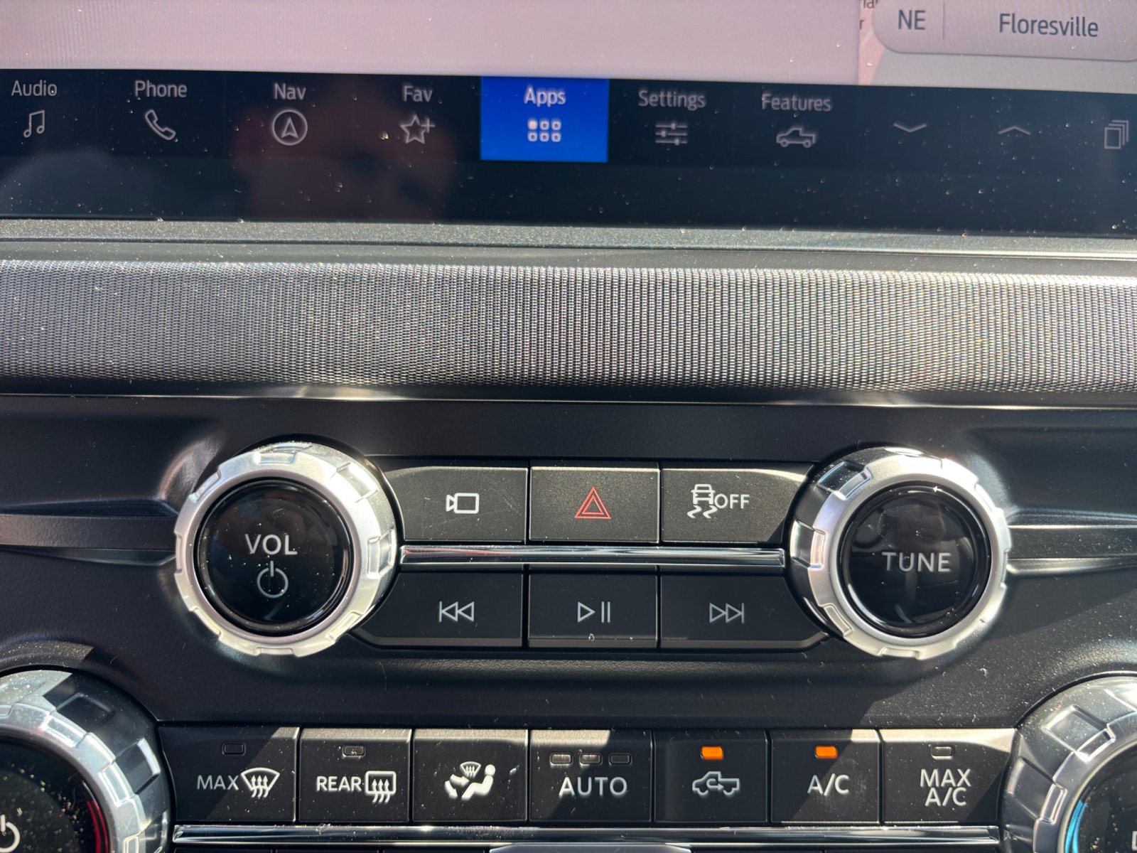 2026 Ford F-350 Platinum photo 11