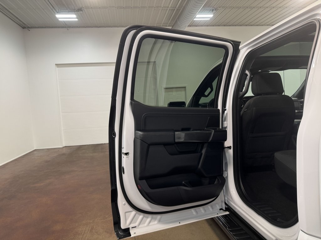 2022 Ford F-150 XLT photo 39