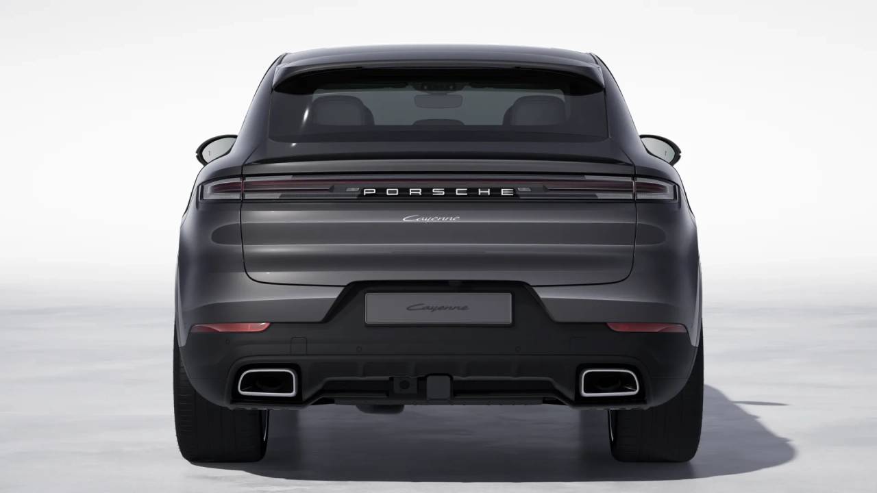 2025 Porsche Cayenne photo 8