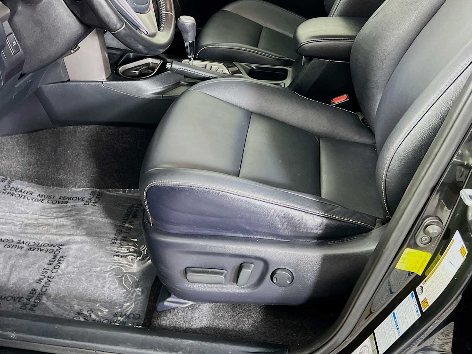 2018 Toyota RAV4 Hybrid Limited photo 19