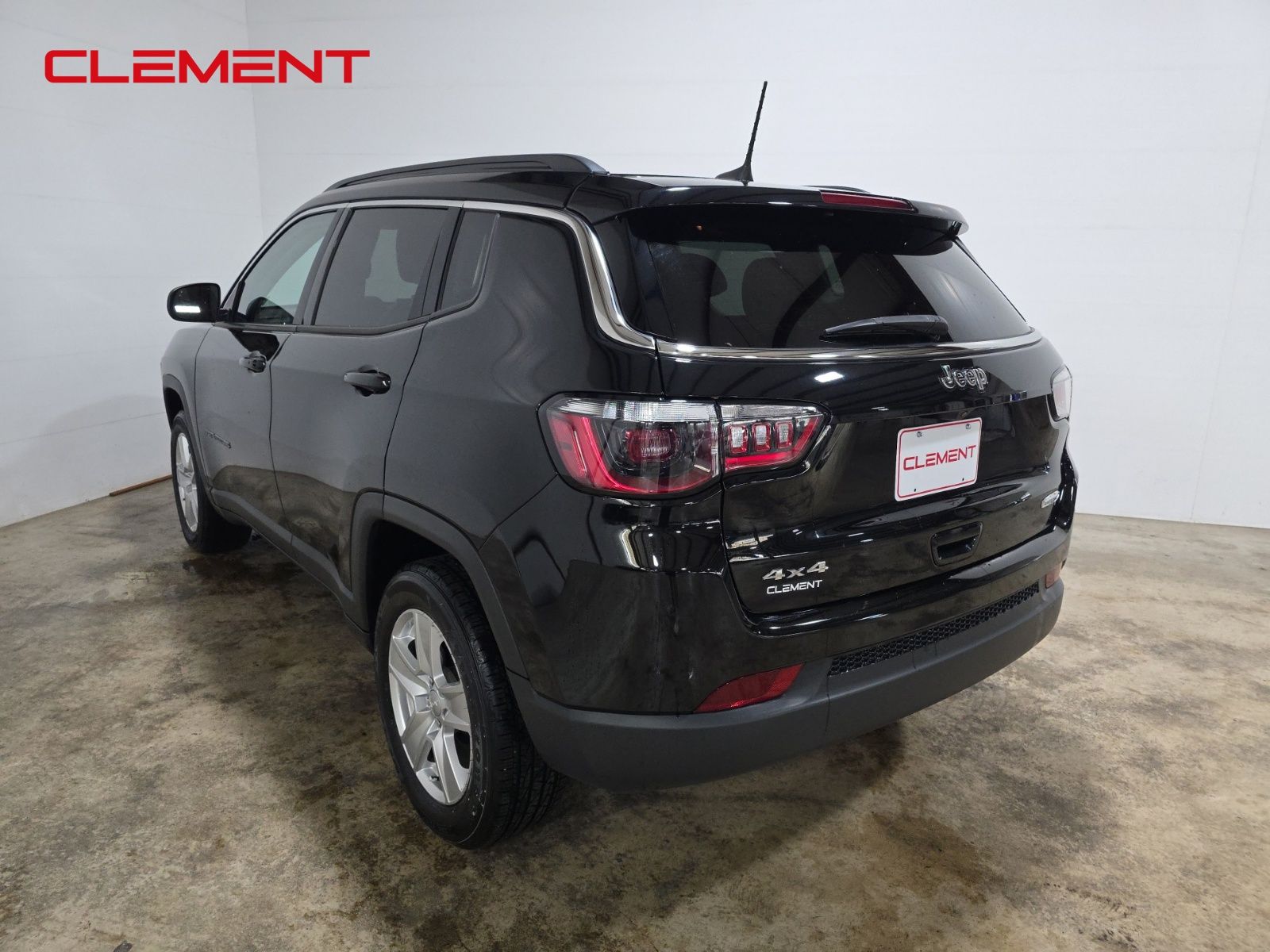 2022 Jeep Compass Latitude photo 7