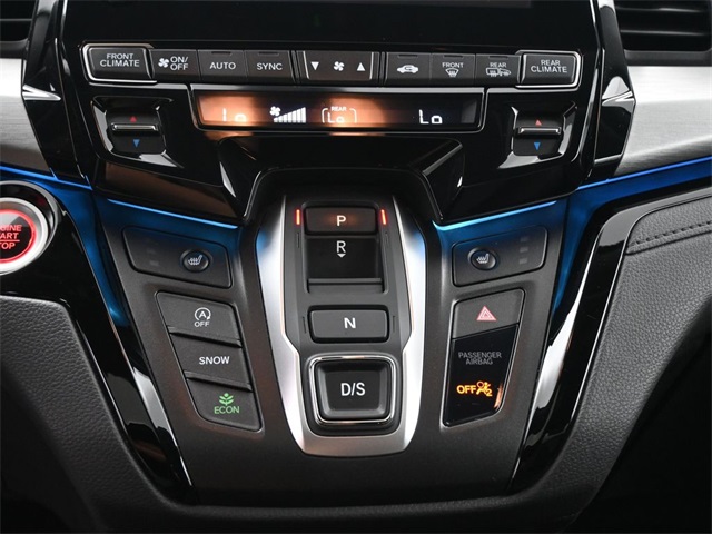 2023 Honda Odyssey Touring photo 3
