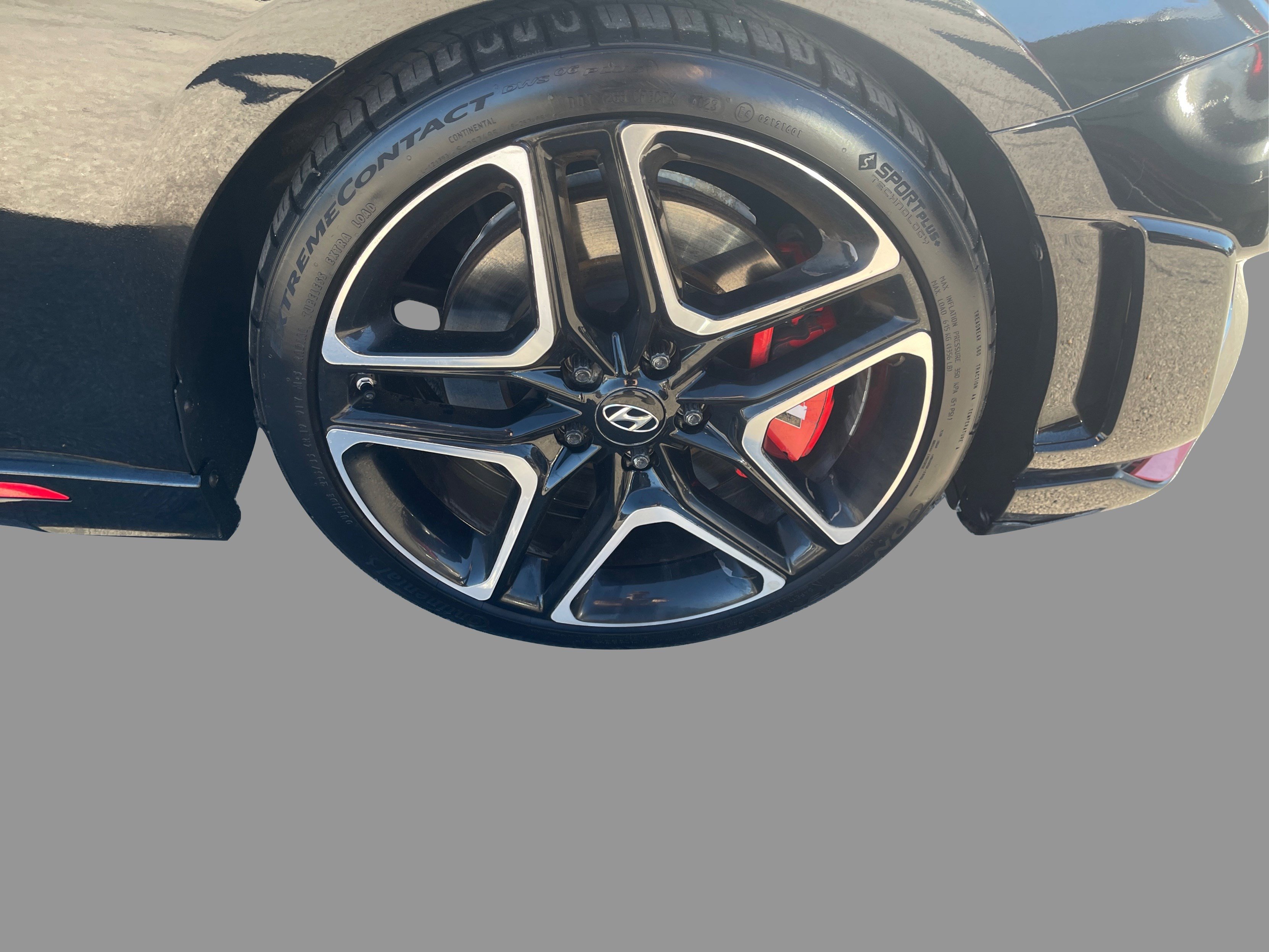 2019 Hyundai Veloster N photo 9