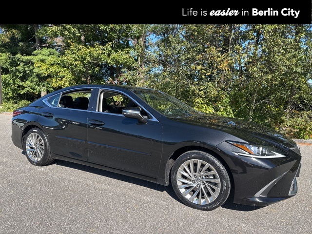 2019 Lexus ES