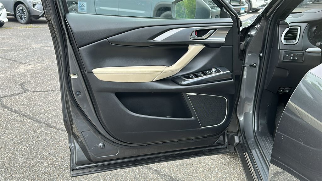 2021 Mazda CX-9 Grand Touring photo 9