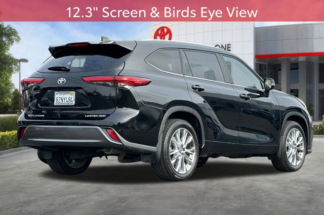 2022 Toyota Highlander Limited photo 3