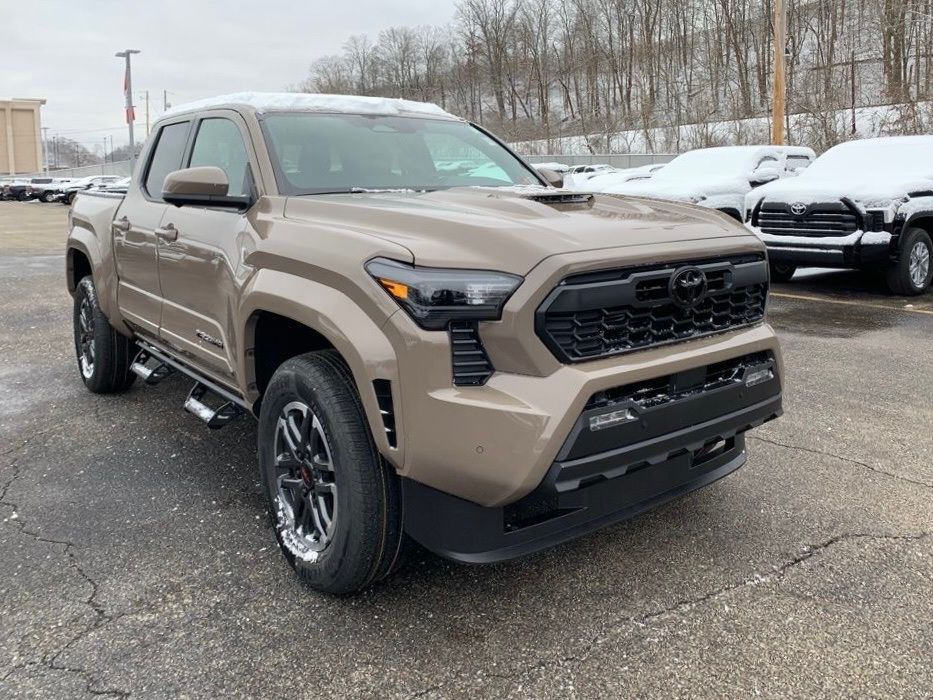 2026 Toyota Tacoma TRD Sport's photo
