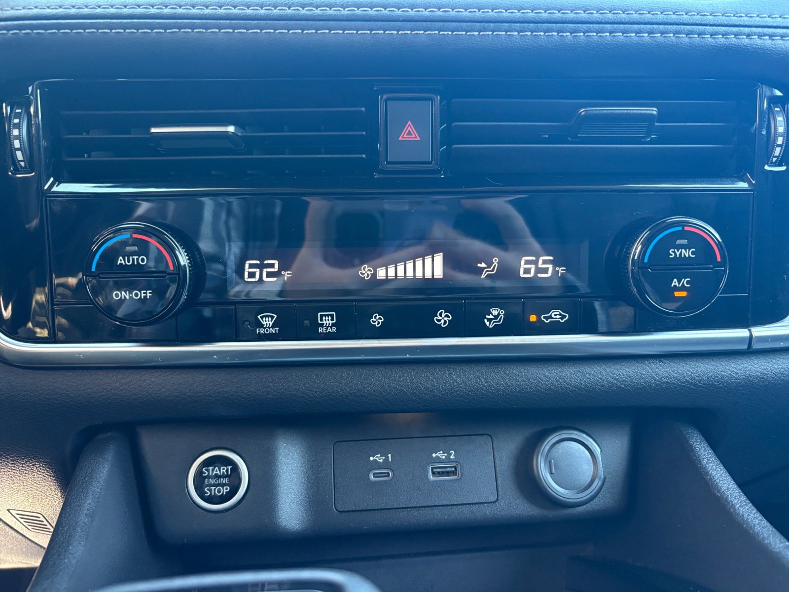 2021 Nissan Rogue SV photo 21
