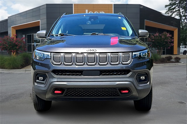 2022 Jeep Compass Trailhawk photo 2