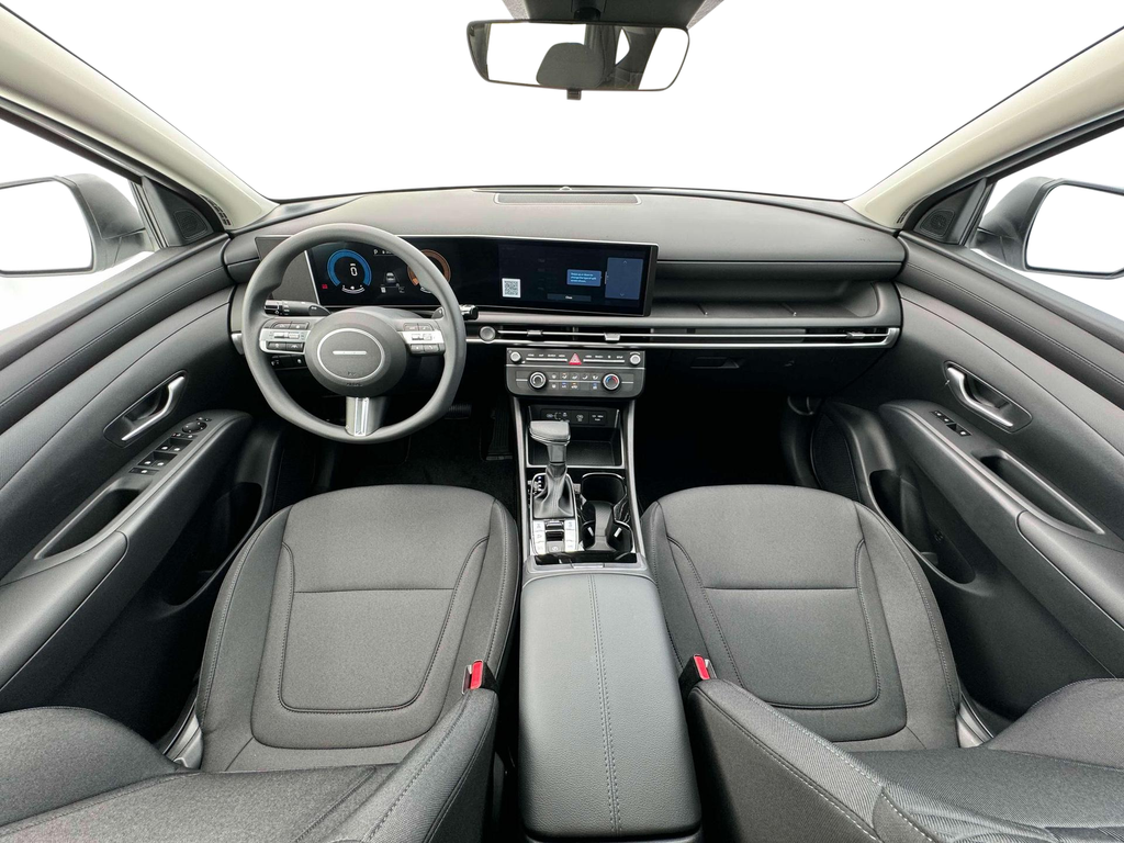 2025 Hyundai Tucson SE photo 13