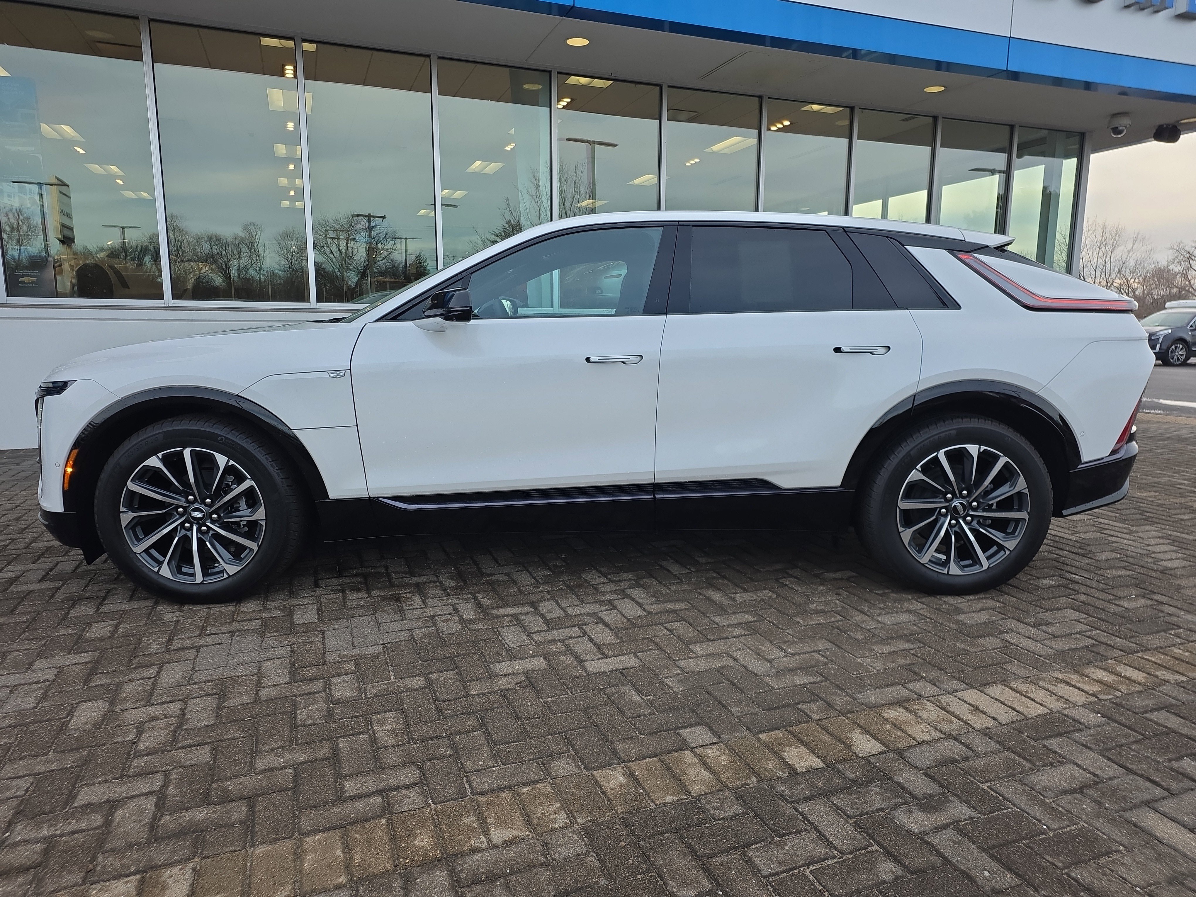 Used 2025 Cadillac LYRIQ Sport 1 with VIN 1GYKPURL8SZ313444 for sale in Peoria, IL