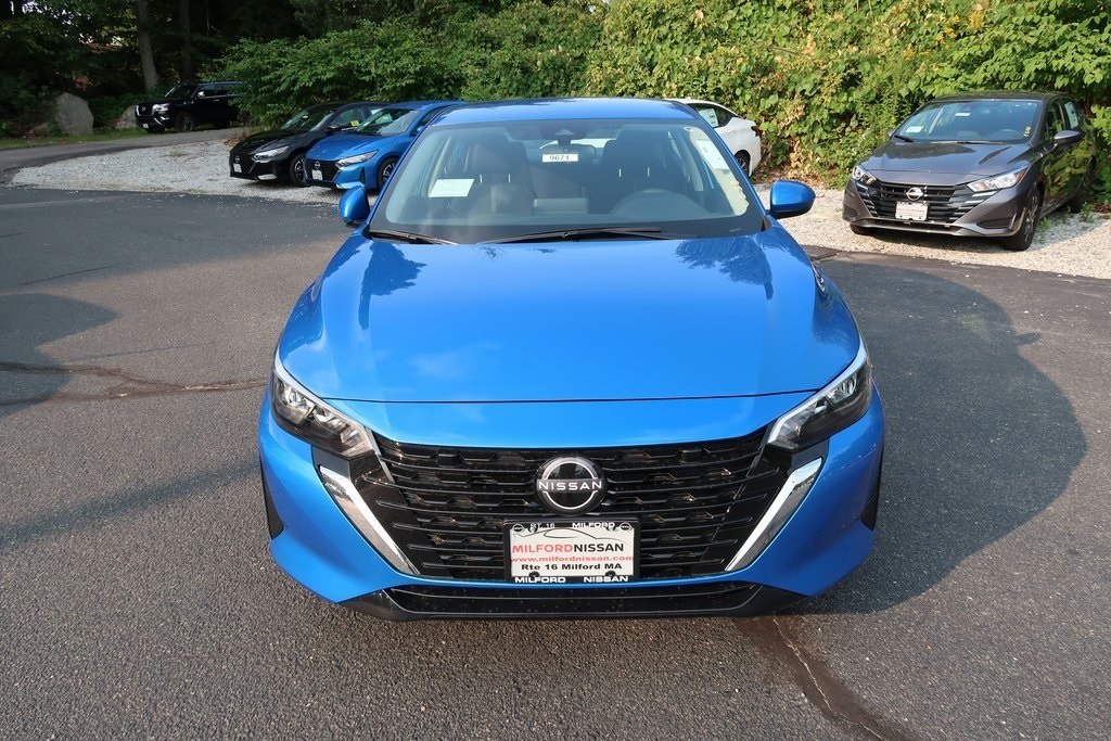 2025 Nissan Sentra SV photo 8