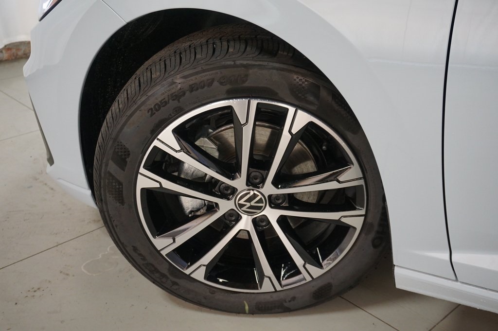 2025 Volkswagen Jetta 1.5T Sport photo 25