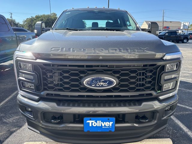 2026 Ford F-350 XL photo 4