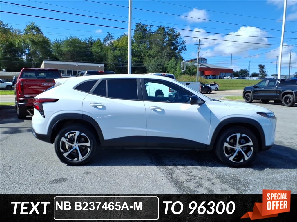 2025 Chevrolet Trax photo 22