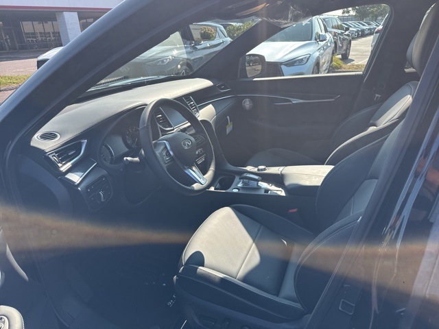 2025 Infiniti QX50 SPORT AWD photo 10