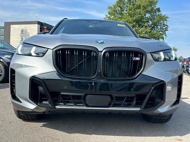 2026 Bmw X5 M60i photo 2
