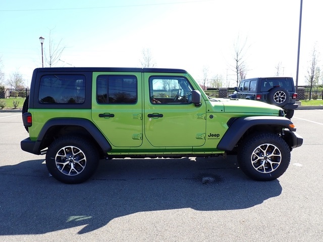 2025 Jeep Wrangler Sport S photo 6