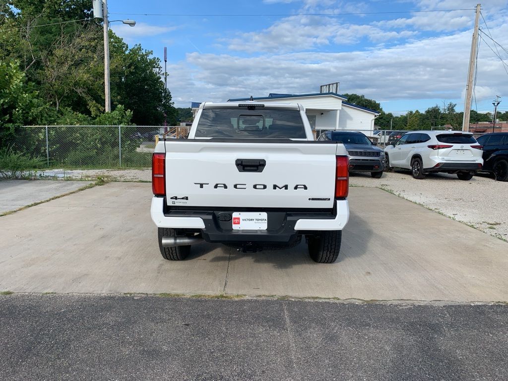 2025 Toyota Tacoma TRD Off-Road 4x4 Double Cab photo 3