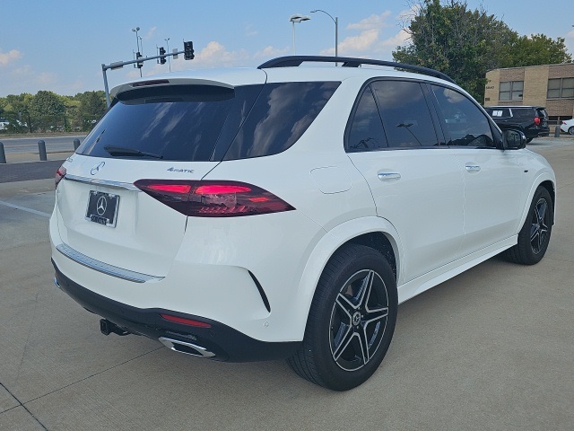 2025 Mercedes Benz GLE 450e 4MATIC photo 2