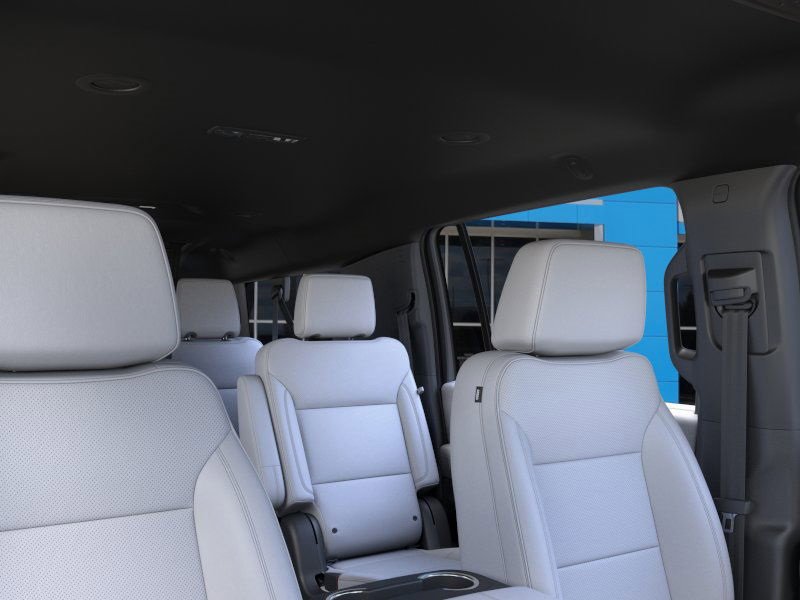 2025 Chevrolet Suburban Premier photo 24