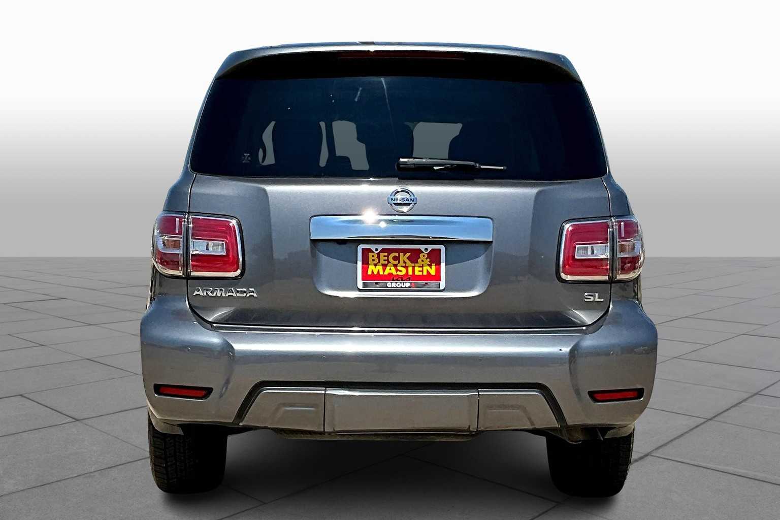 2019 Nissan Armada SL photo 4