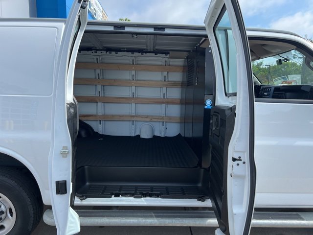 2023 Chevrolet Express Cargo Van 2500 photo 19