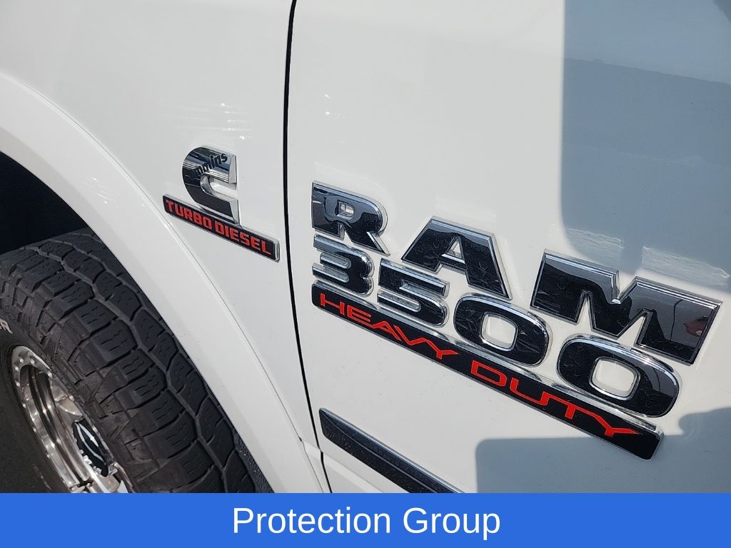 2014 Ram 3500 Laramie photo 11